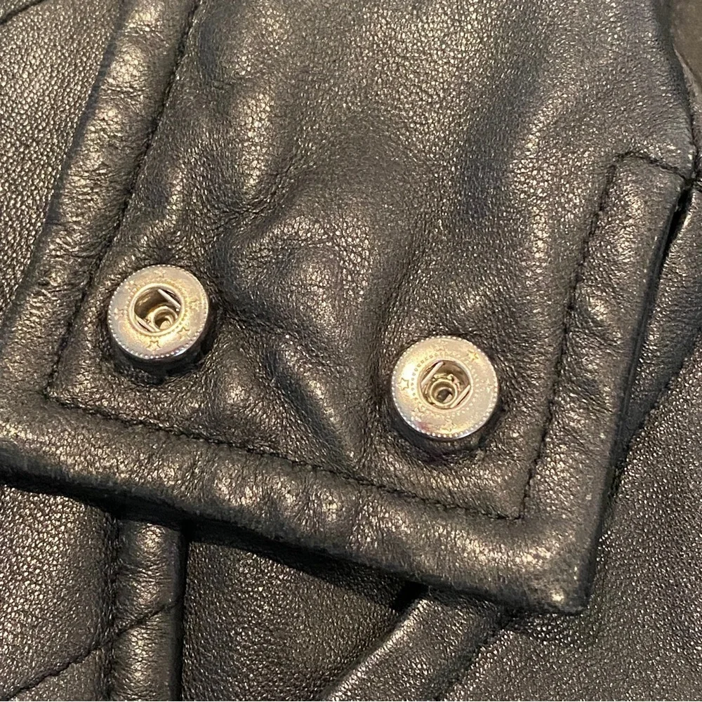 ⭐️HOST PICK⭐️ Mackage Leather Jacket - Picture 11 of 16